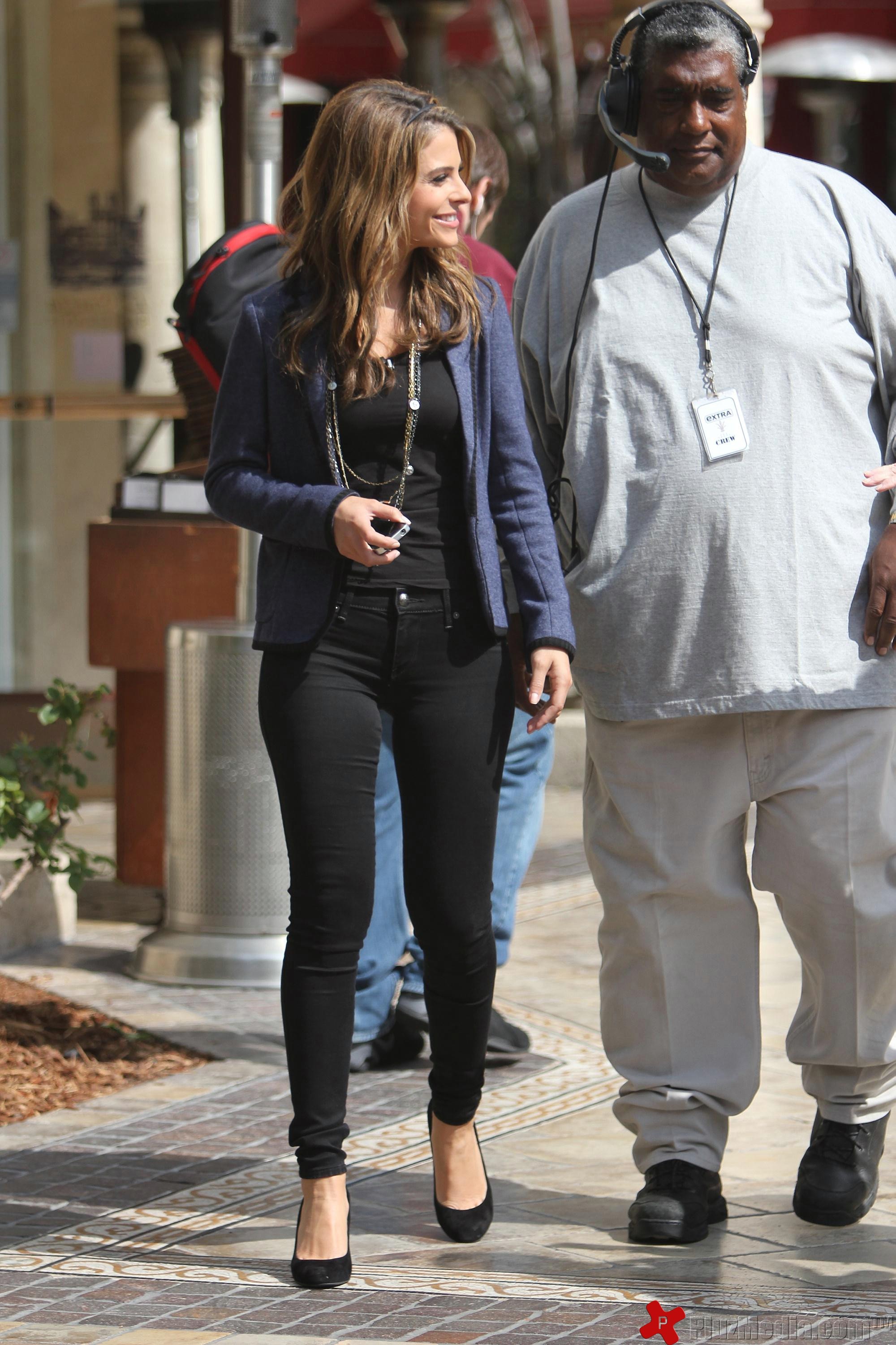 Celebrities at The Grove while filming at segment for 'Extra' | Picture 94712